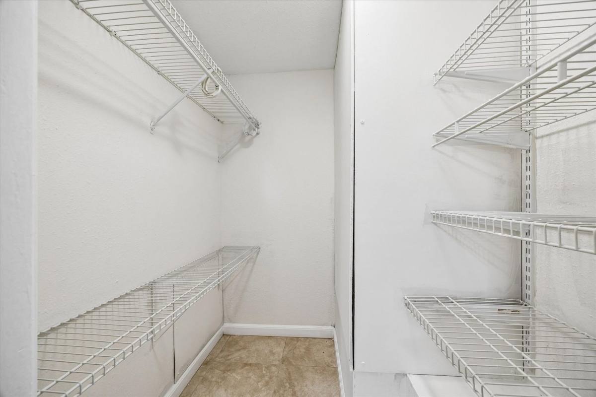 Apartment for rent at 2206 Mason, Houston, TX 77006