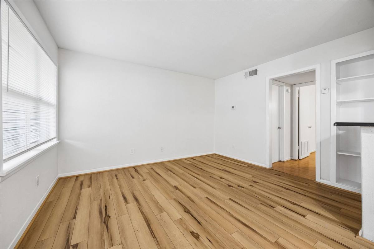 Apartment for rent at 2206 Mason, Houston, TX 77006