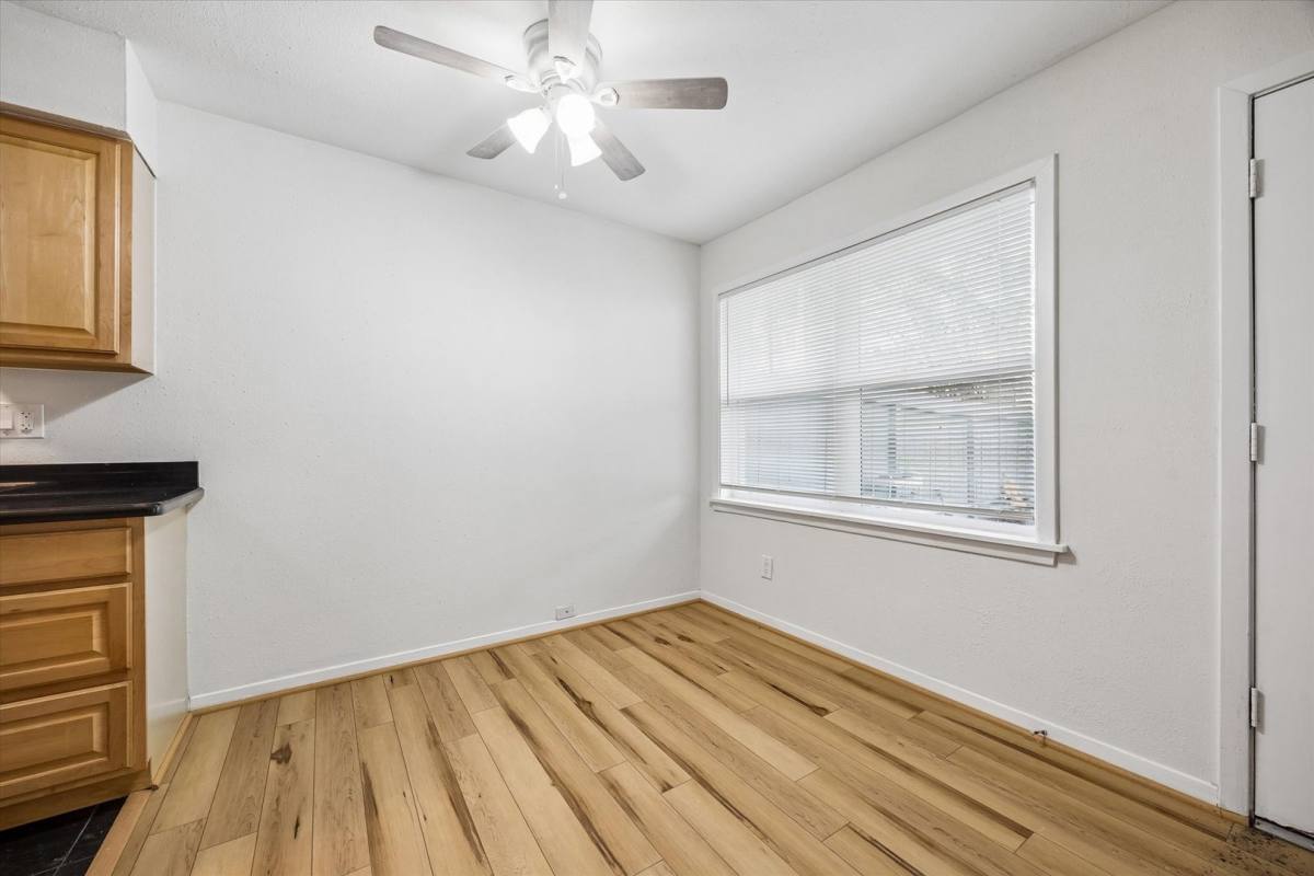 Apartment for rent at 2206 Mason, Houston, TX 77006