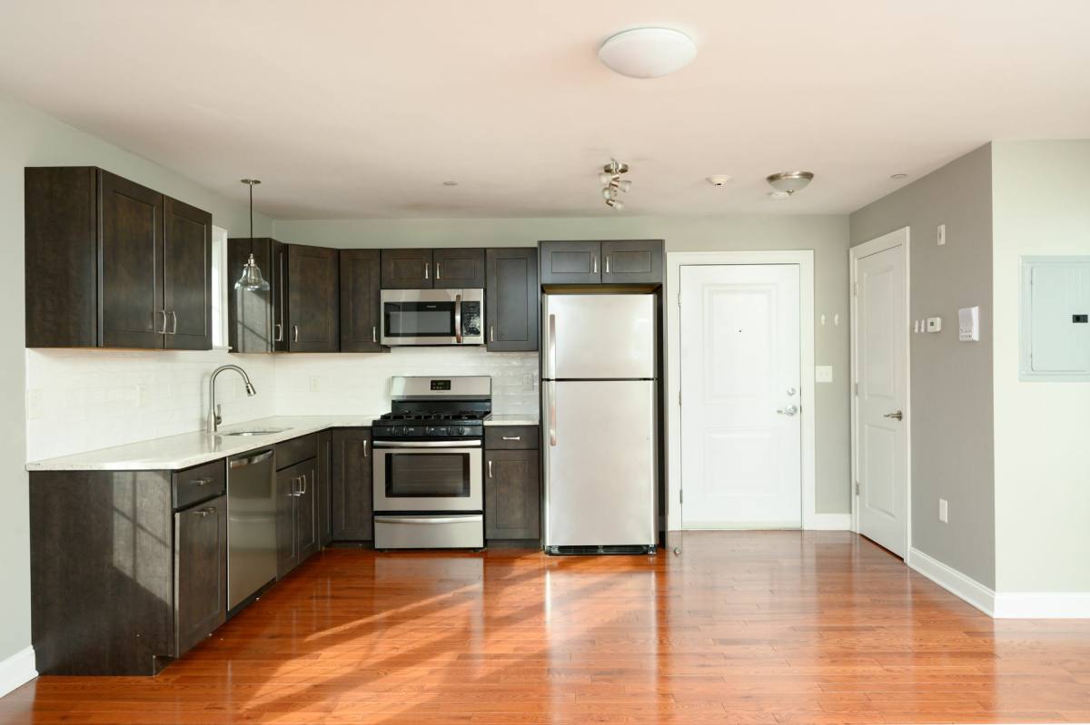 Apartment for rent at 278 Washington St #3, Weymouth, MA 02188