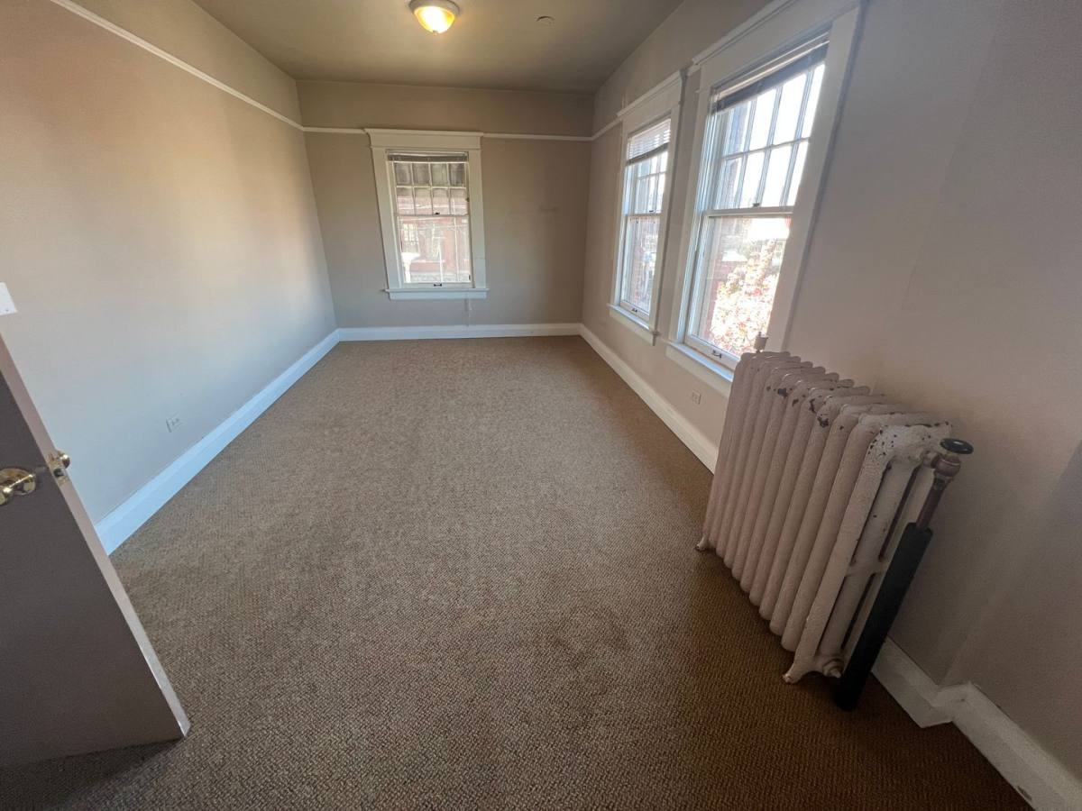 Apartment for rent at 120 Prospect St, Bellingham, WA 98225