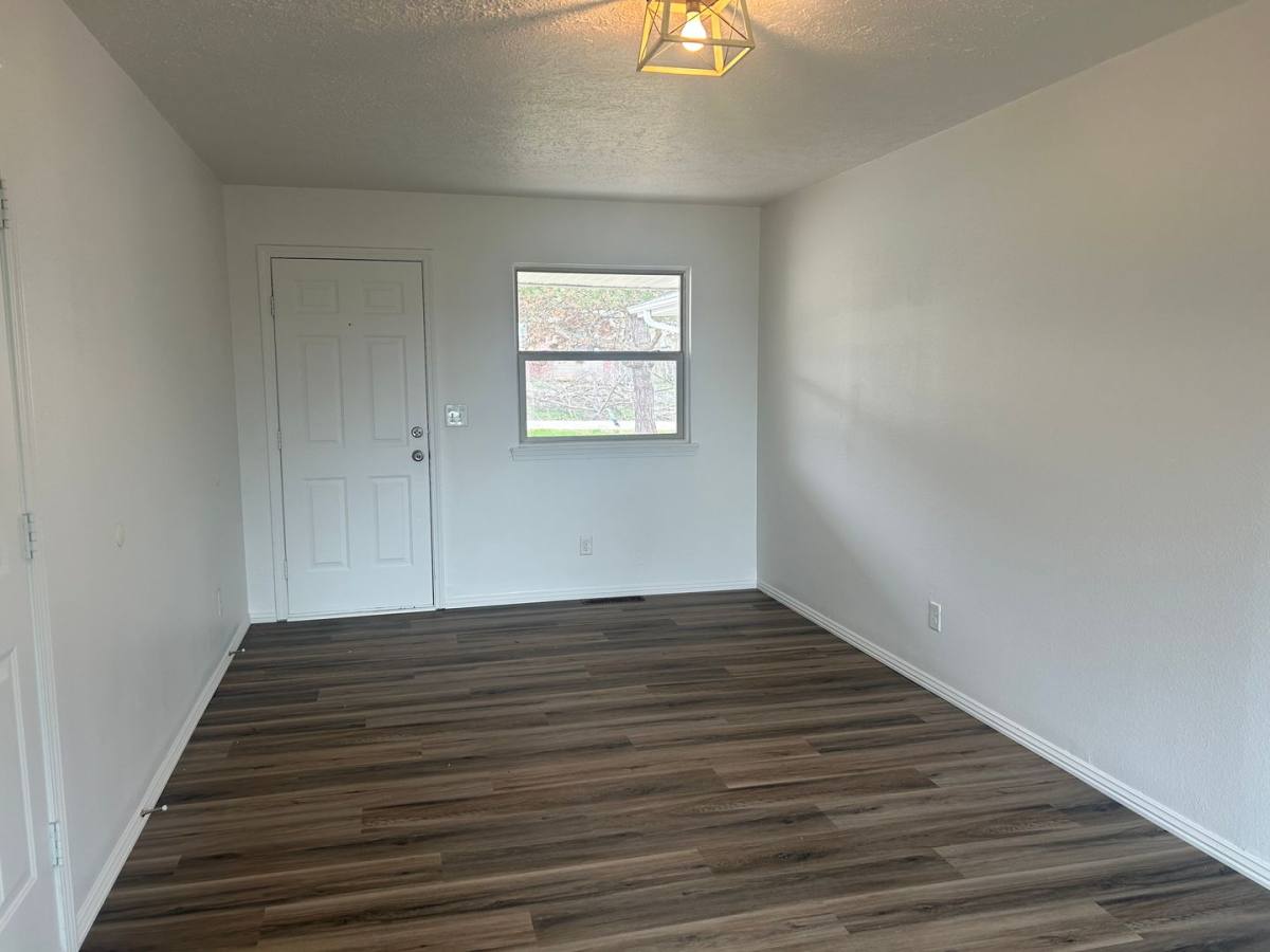 House for rent at 107 Maple St, Nixa, MO 65714