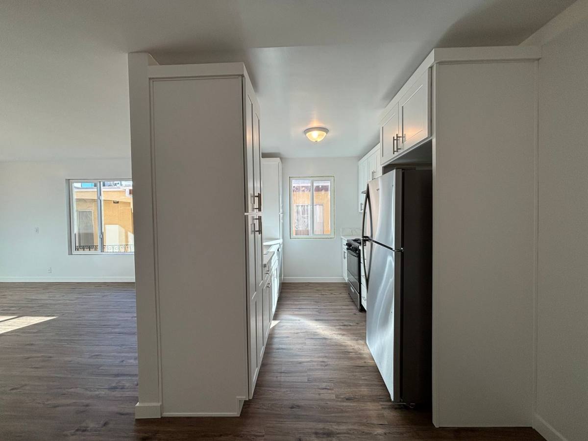 Apartment for rent at 1163 Winchester Ave, Glendale, CA 91201