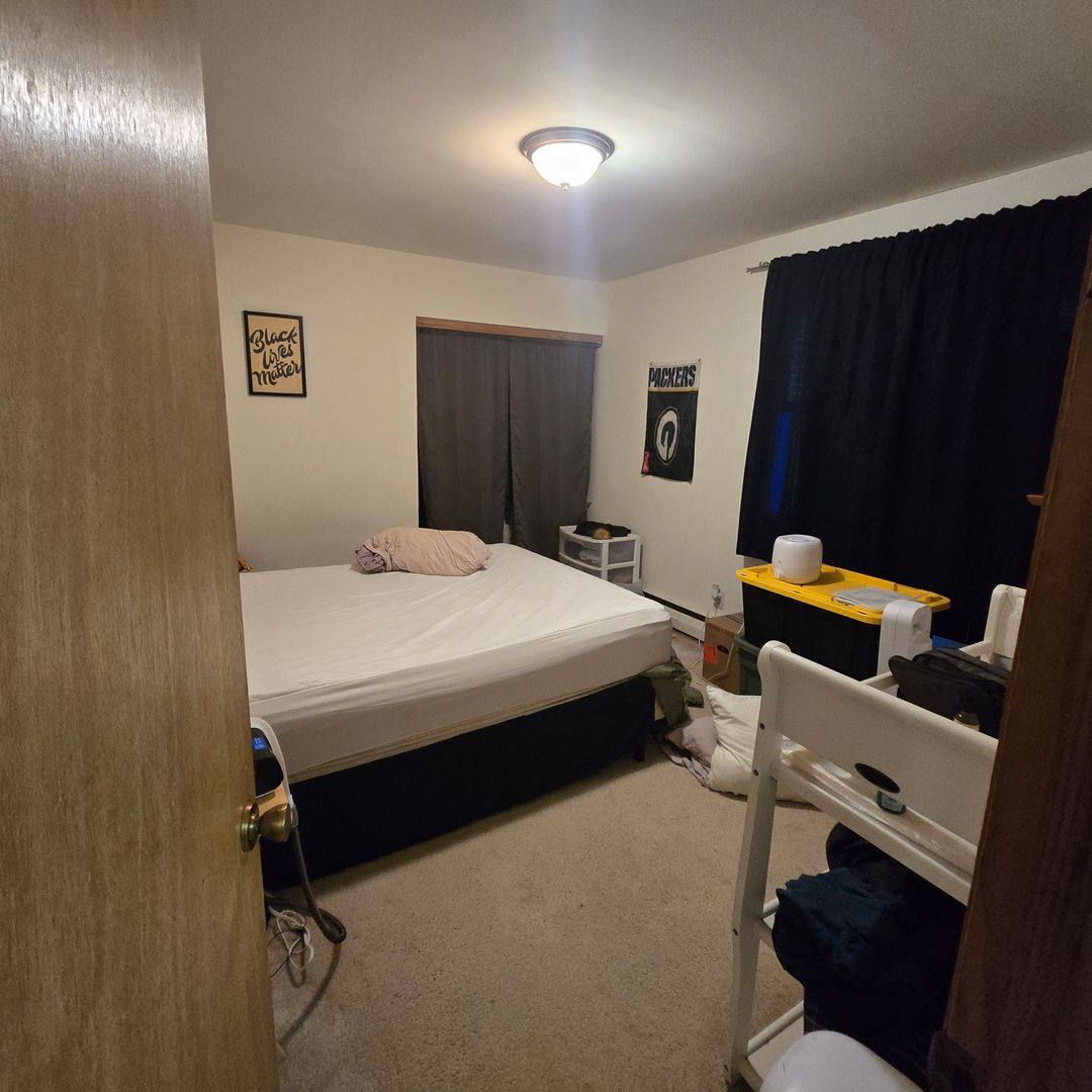 Apartment for rent at 1106 E Knapp St, Milwaukee, WI 53202