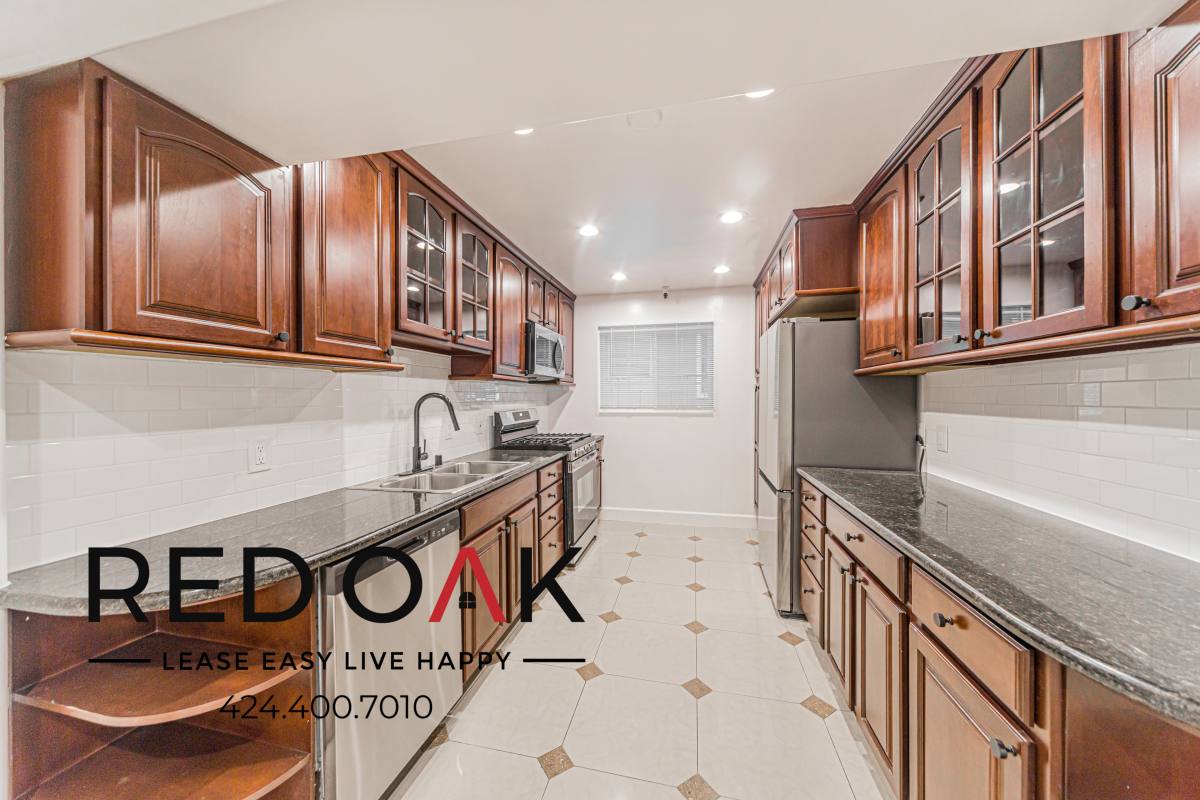 Condo for rent at 317 S Hamel Rd #A, Los Angeles, CA 90048