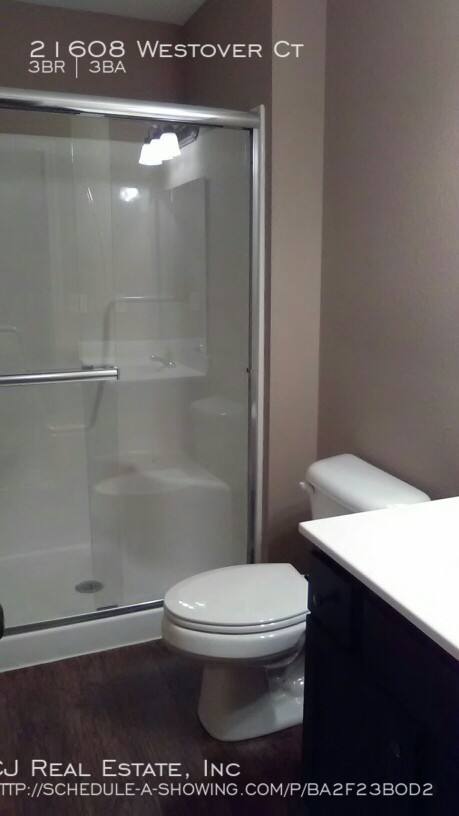 Townhouse for rent at 21608 Westover Court, Peculiar, MO 64078