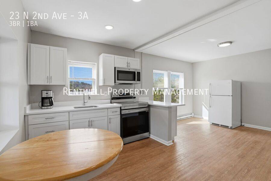 Apartment for rent at 23 N 2nd Ave #3A, Coatesville, PA 19320