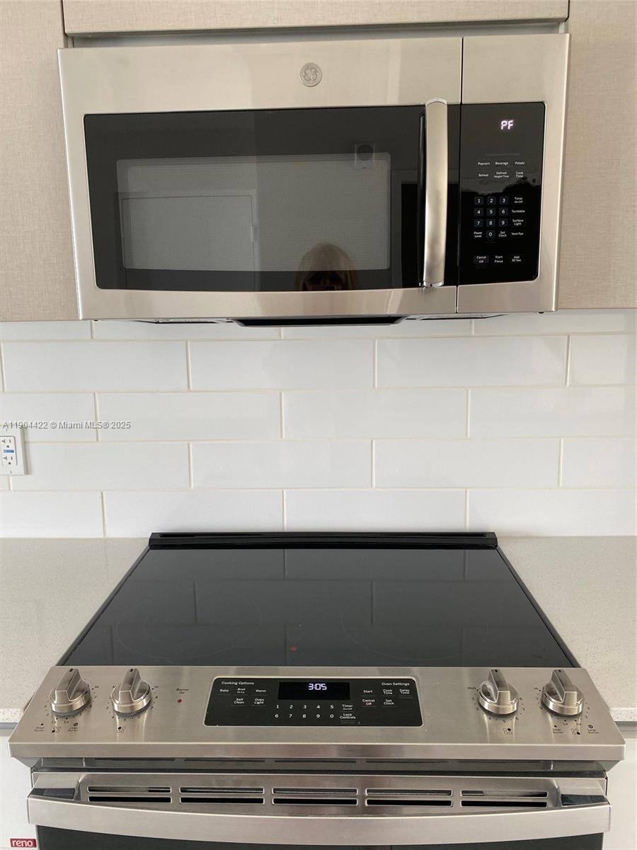Townhouse for rent at 2561 NE 193rd St #1206, Miami, FL 33180
