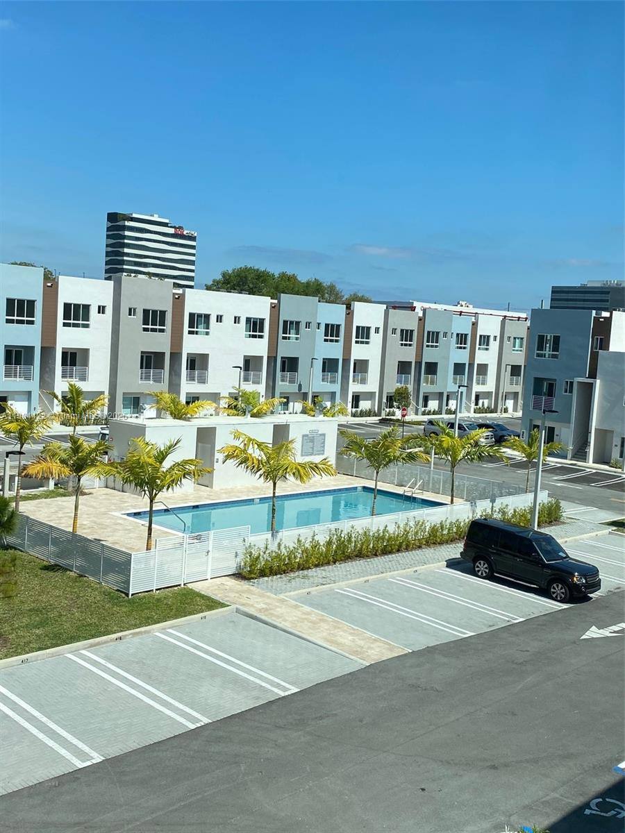 Townhouse for rent at 2561 NE 193rd St #1206, Miami, FL 33180