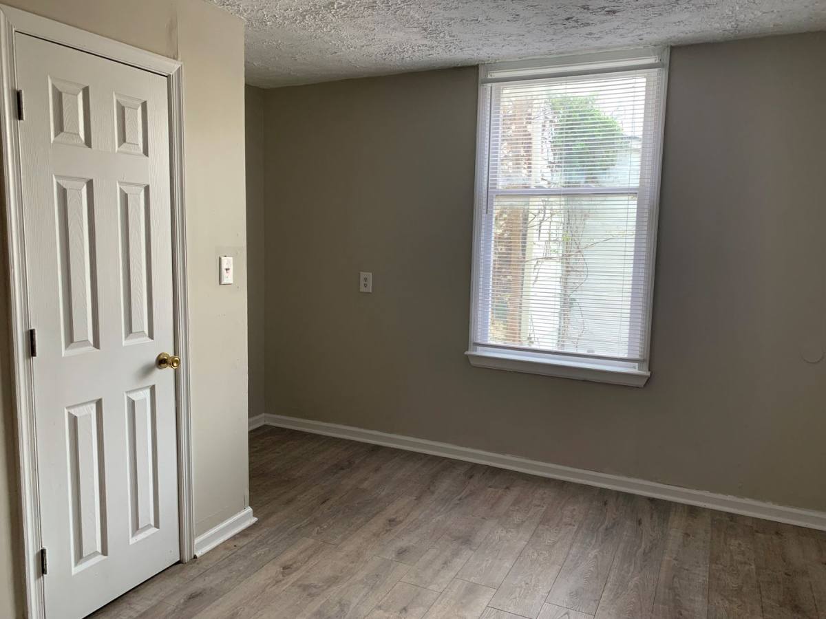 Apartment for rent at 1219-21 Pierce St, Lynchburg, VA 24501
