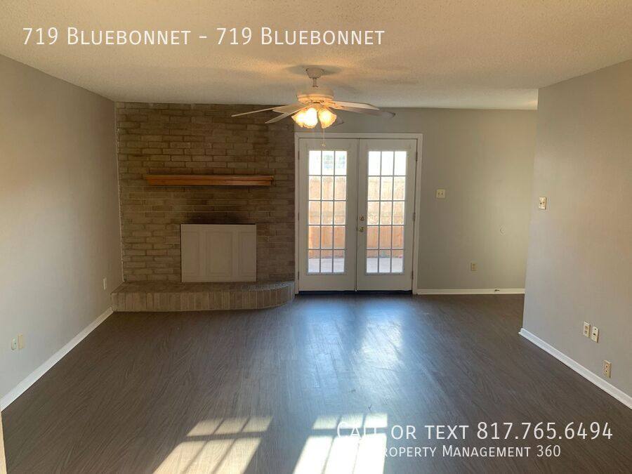 Apartment for rent at 719 Bluebonnet, Keller, TX 76248