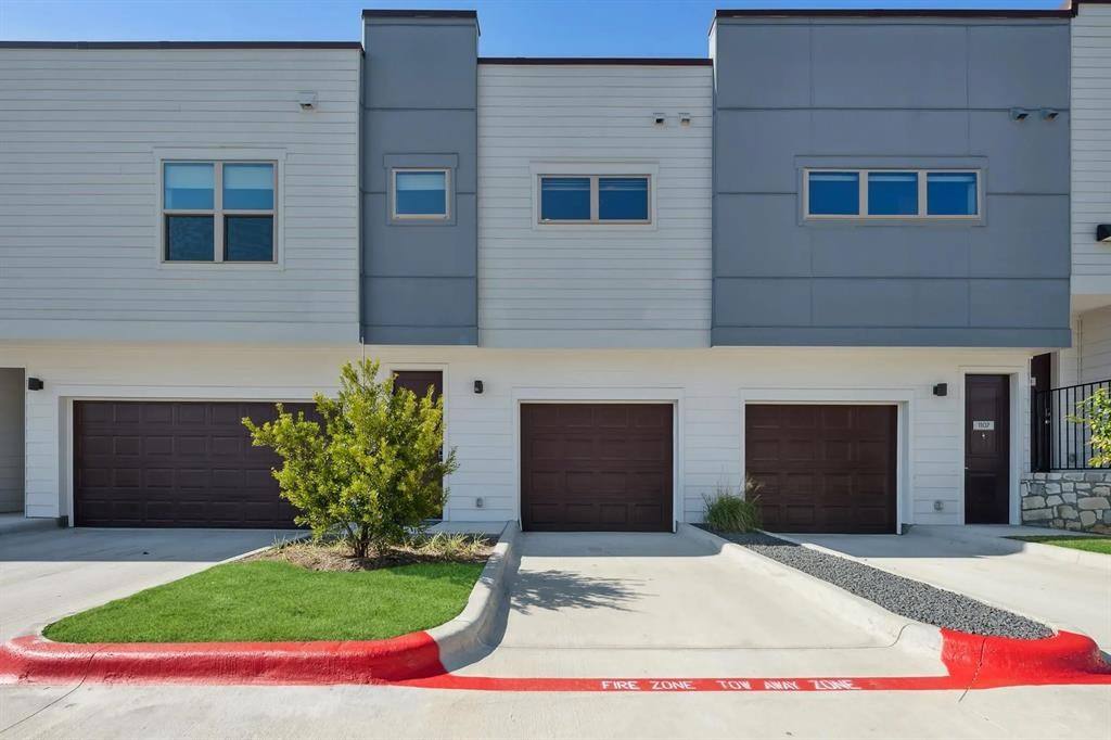Townhouse for rent at 10350 Blue Bluff Rd #19105, Austin, TX 78724