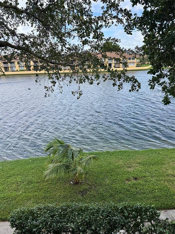 Apartment for rent at 615 NW 210th St #615, Miami, FL 33169