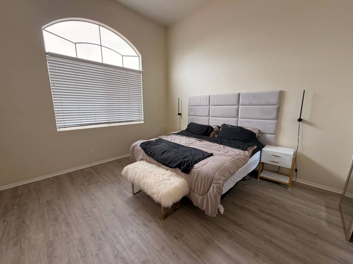 Townhouse for rent at 4057 W 147th St, Lawndale, CA 90260