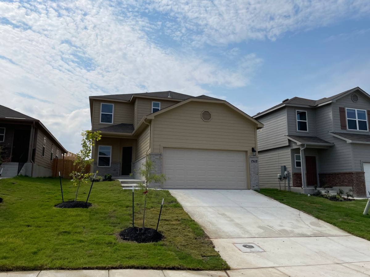 House for rent at 13117 Candace Way, Saint Hedwig, TX 78152