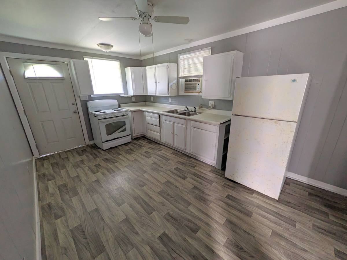 House for rent at 2309 7th St, Orange, TX 77630