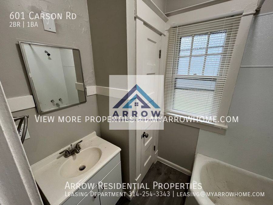 House for rent at 601 Carson Rd, Saint Louis, MO 63135