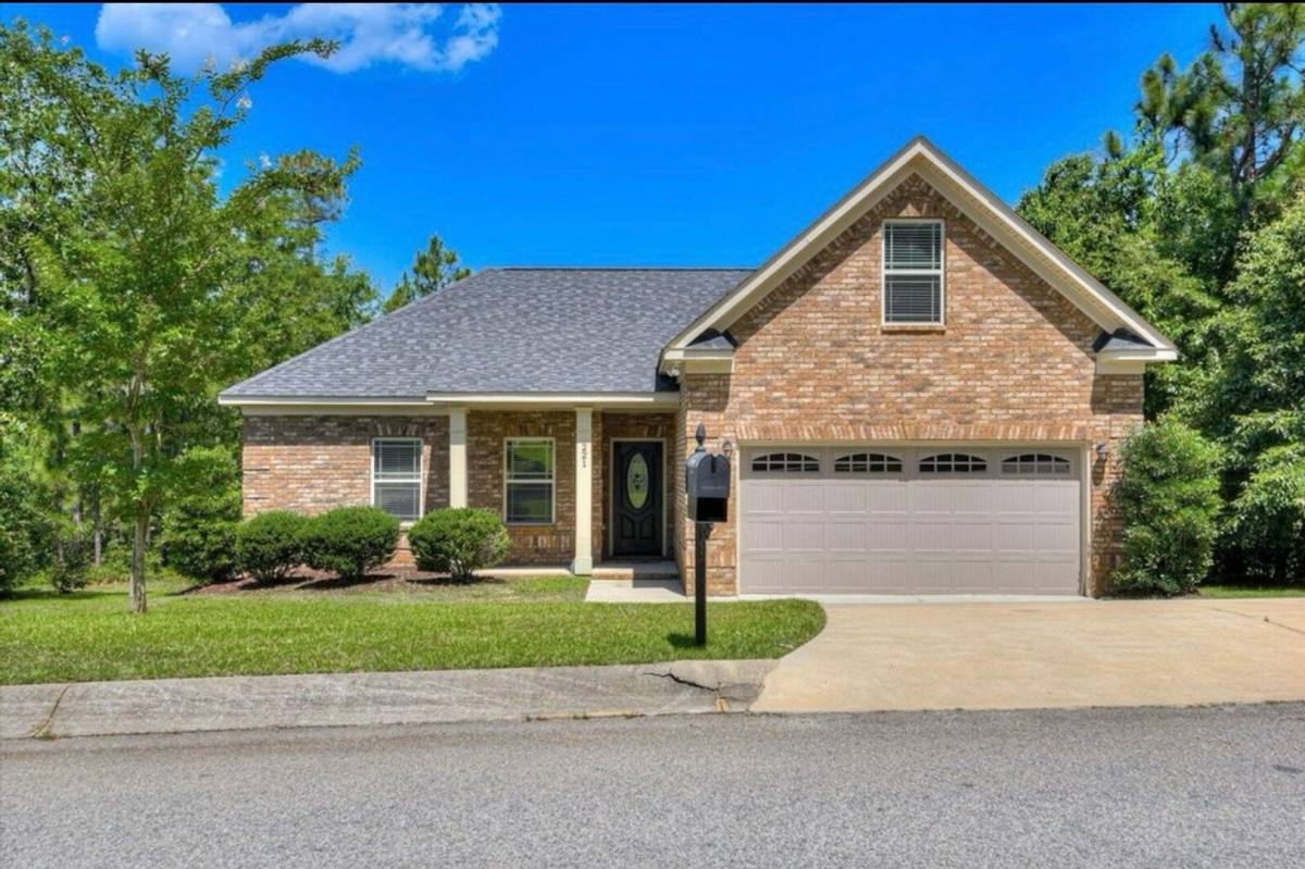 House for rent at 221 NW Grand Oaks Way, Aiken, SC 29801