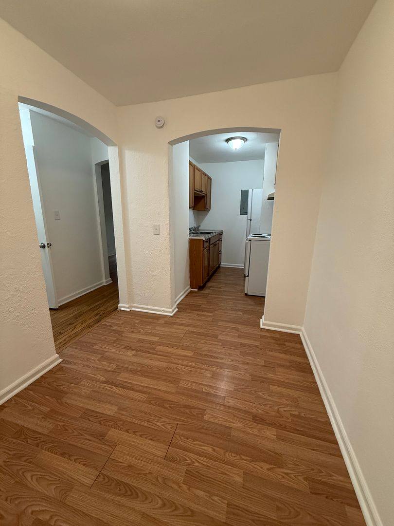Apartment for rent at 2250-2258 Torrey Hill Dr, Toledo, OH 43606