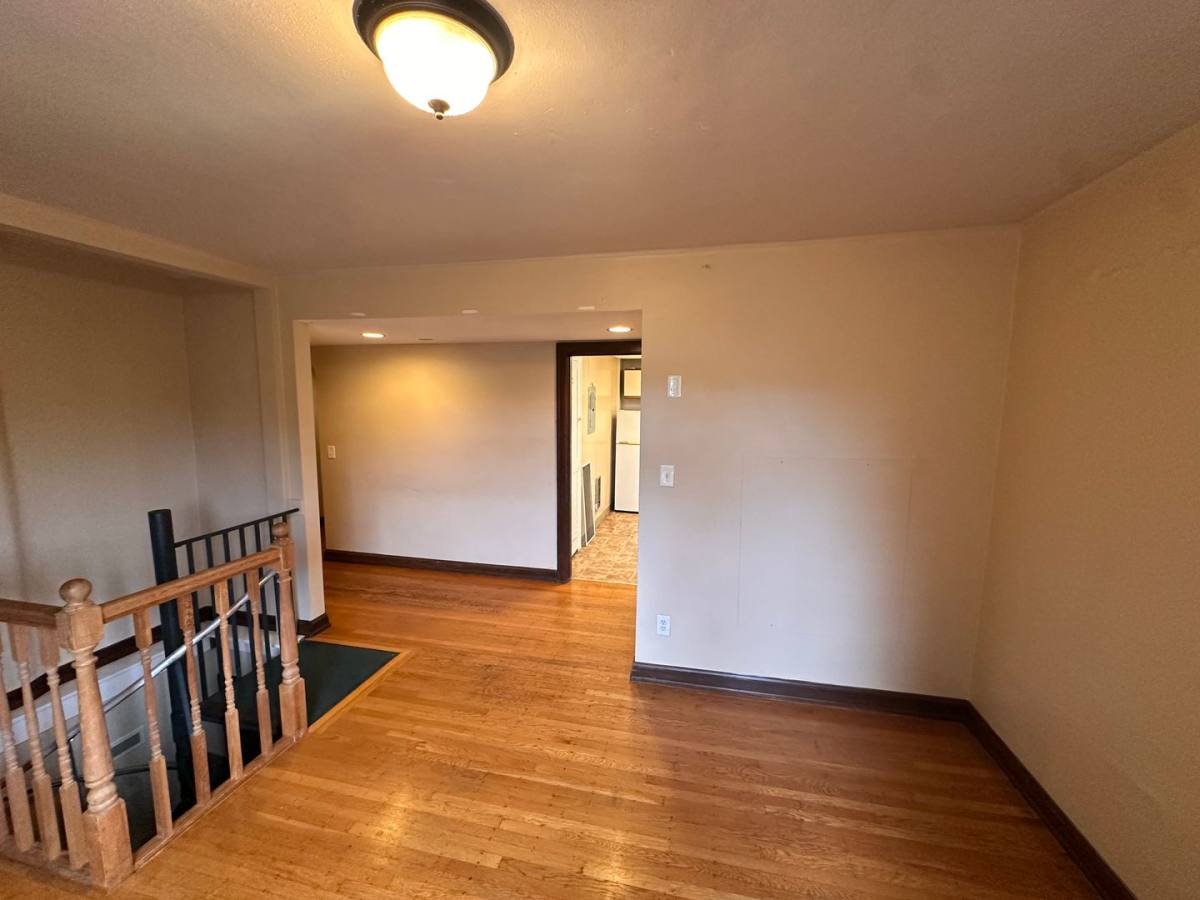 Townhouse for rent at 4732 22nd Ave NE, Seattle, WA 98105