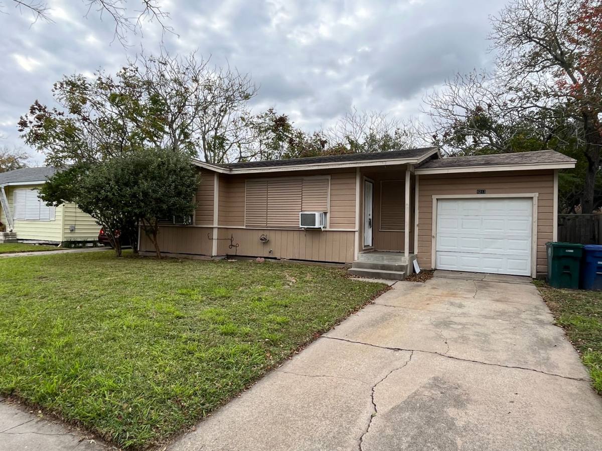 House for rent at 4213 Lowman St, Corpus Christi, TX 78411