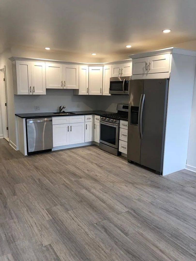 Apartment for rent at 2217 Reed St, Philadelphia, PA 19146