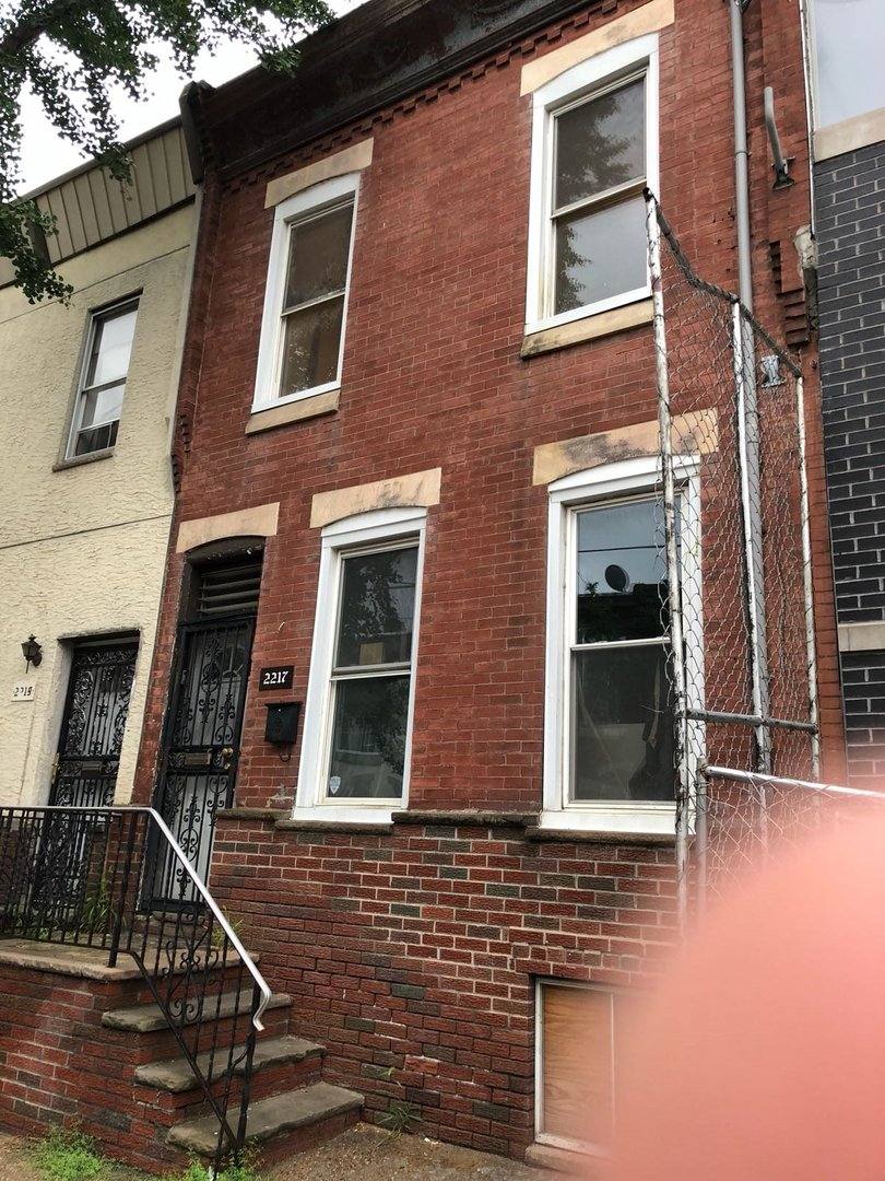Apartment for rent at 2217 Reed St, Philadelphia, PA 19146