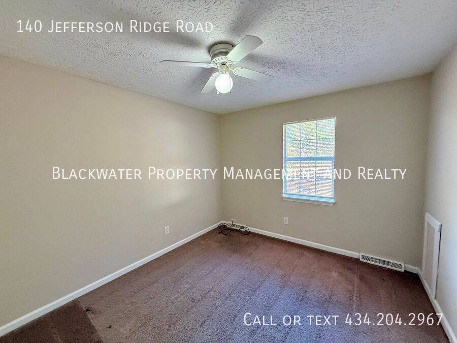 Townhouse for rent at 140 Jefferson Ridge Rd, Forest, VA 24551