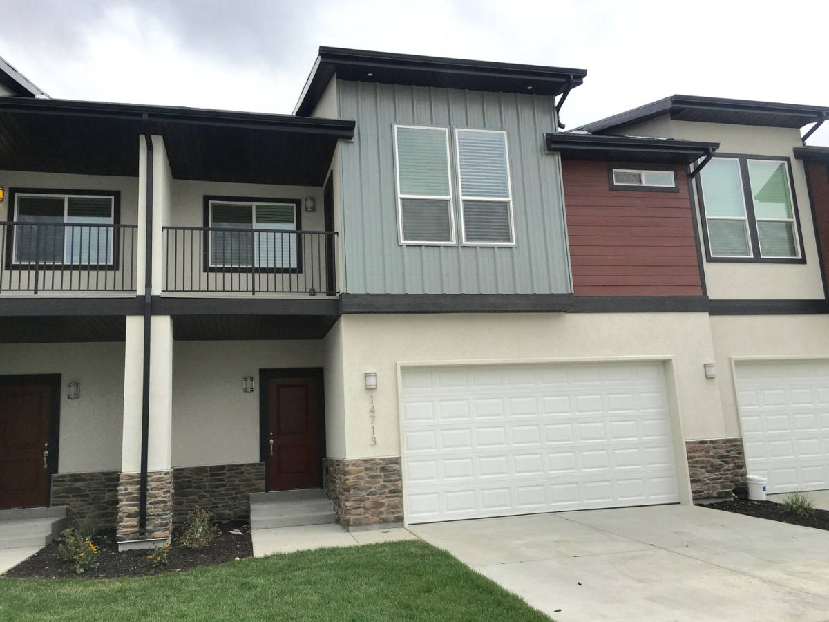 Townhouse for rent at 14709 S Rising Star Way, Draper, UT 84020