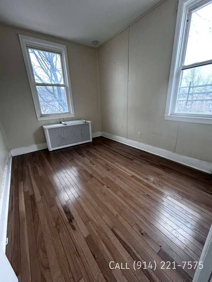 Apartment for rent at 35 Altonwood Place, Yonkers, NY 10710