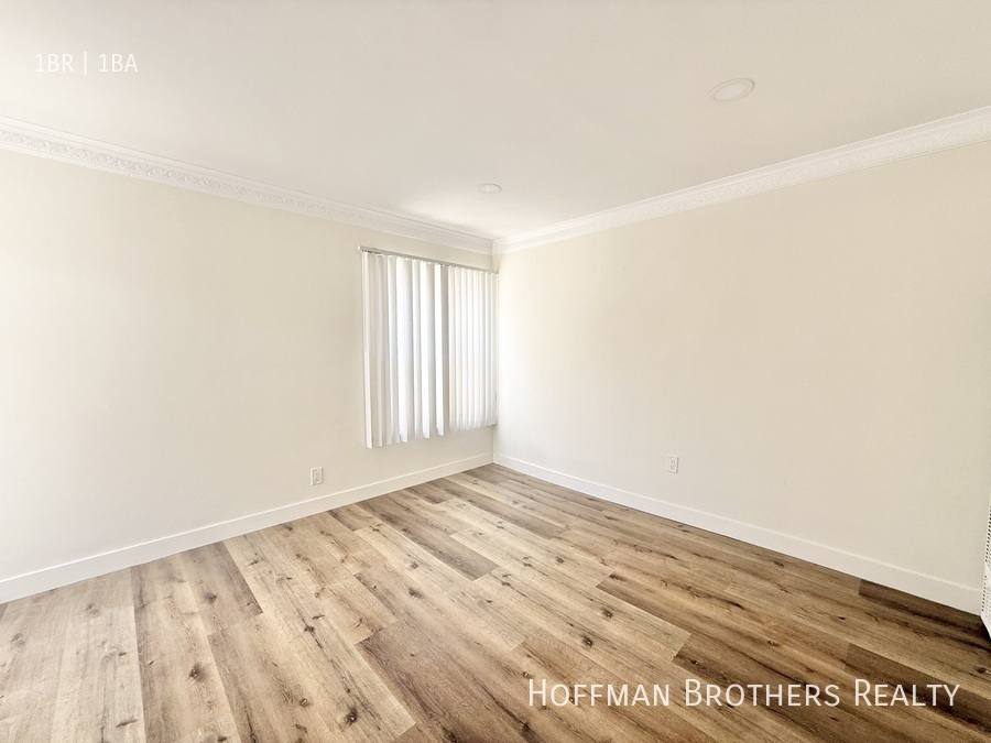 Apartment for rent at 5059 W 20th St #7, Los Angeles, CA 90016