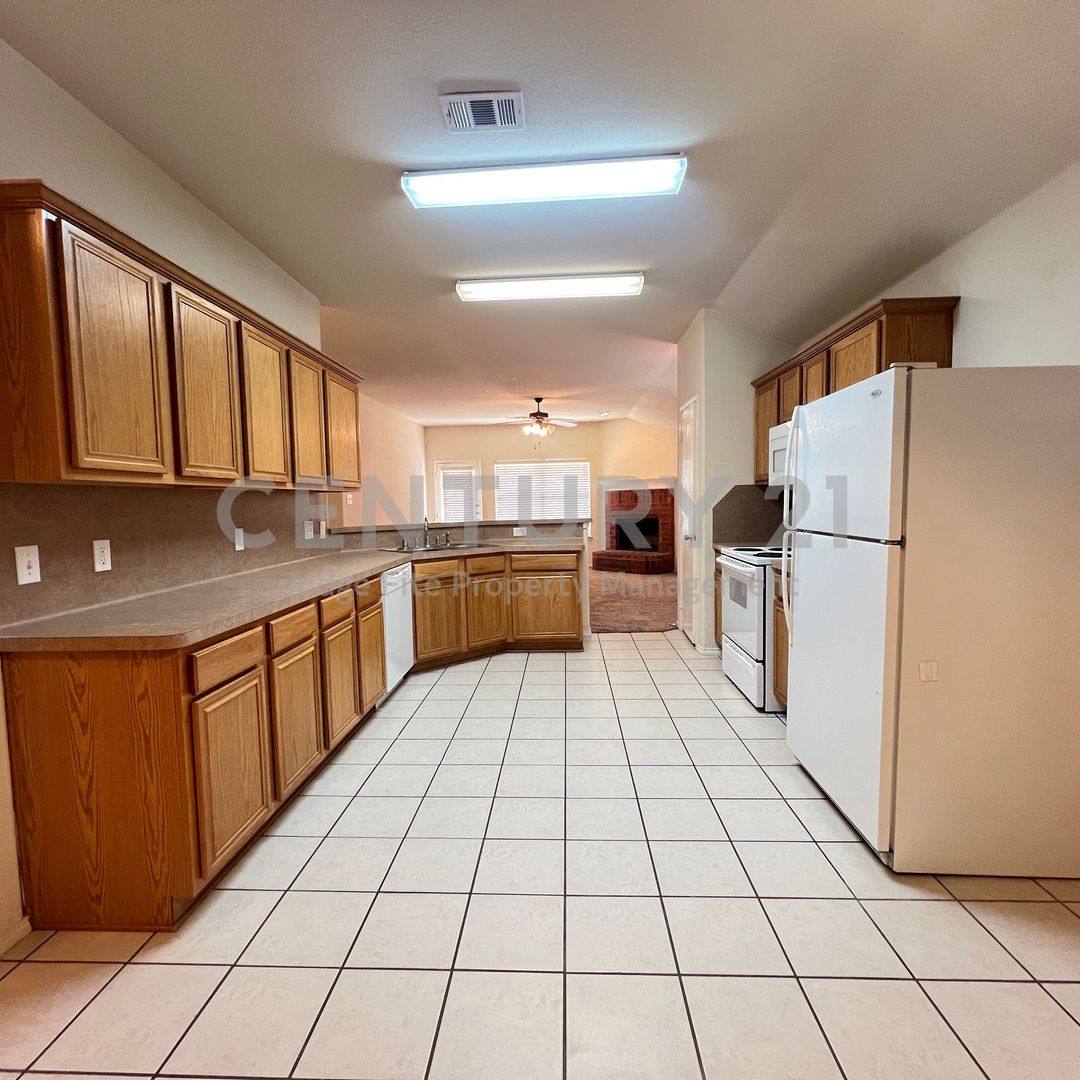 House for rent at 2049 Helmoken Falls Dr, Anna, TX 75409