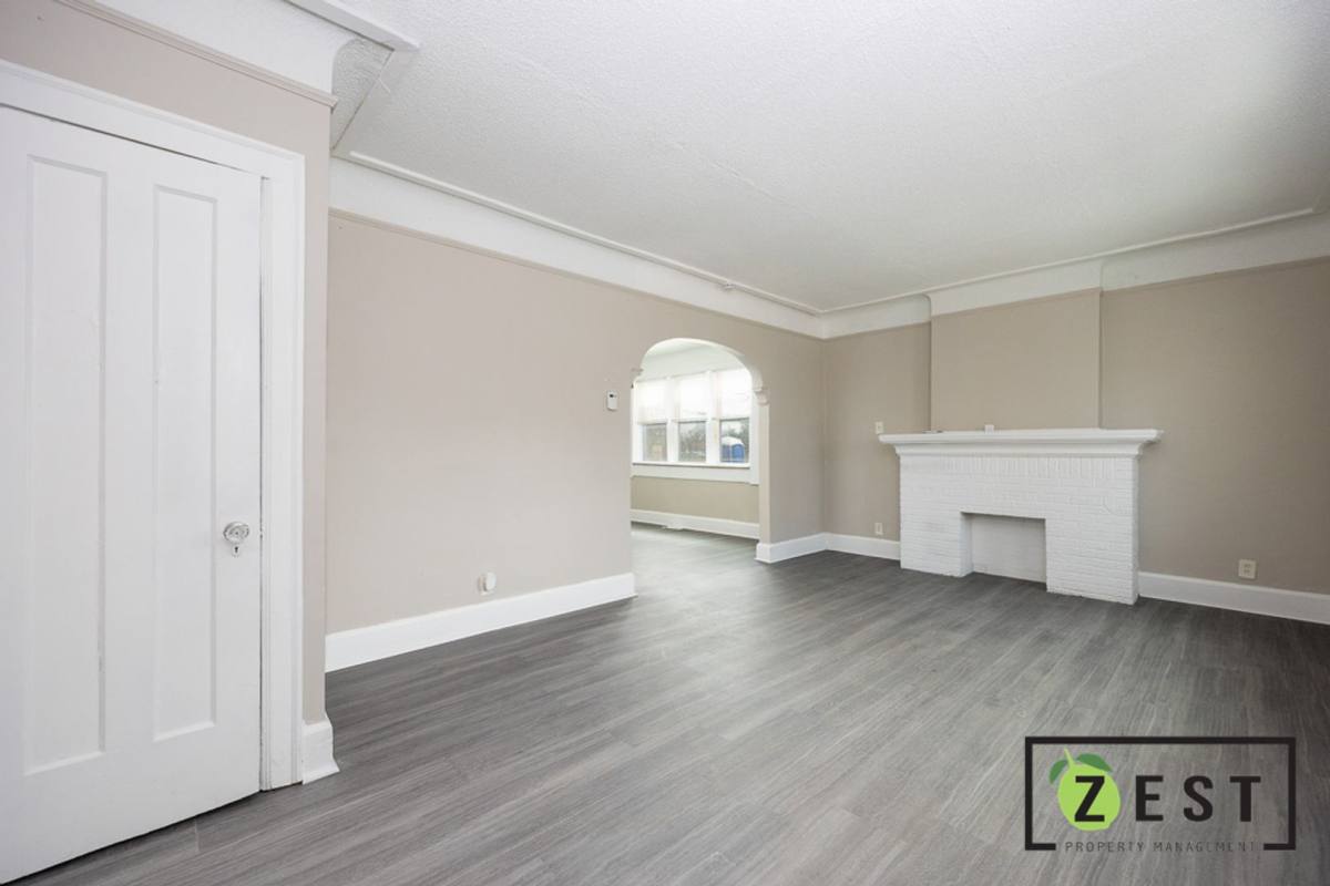 Apartment for rent at 12120 Stoepel, Detroit, MI 48204