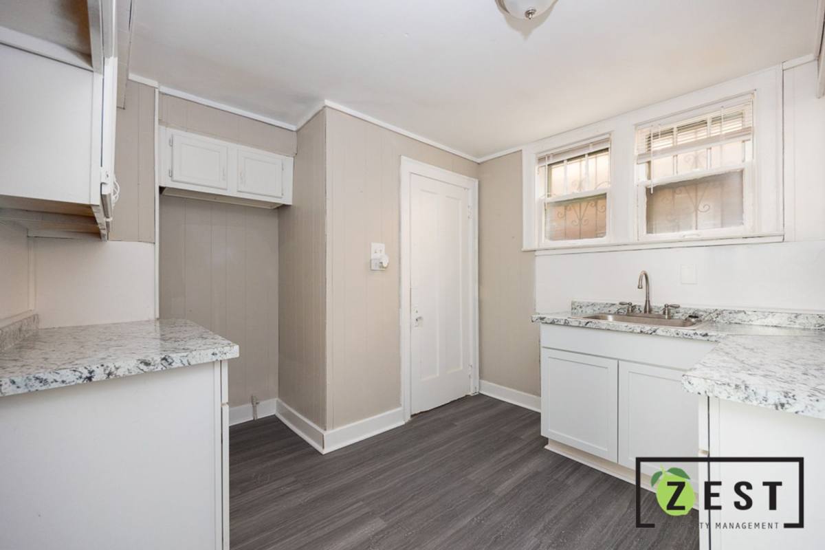 Apartment for rent at 12120 Stoepel, Detroit, MI 48204
