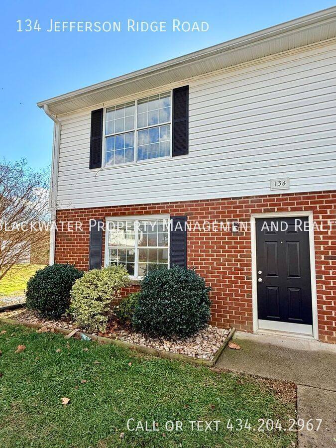 Townhouse for rent at 134 Jefferson Ridge Rd, Forest, VA 24551