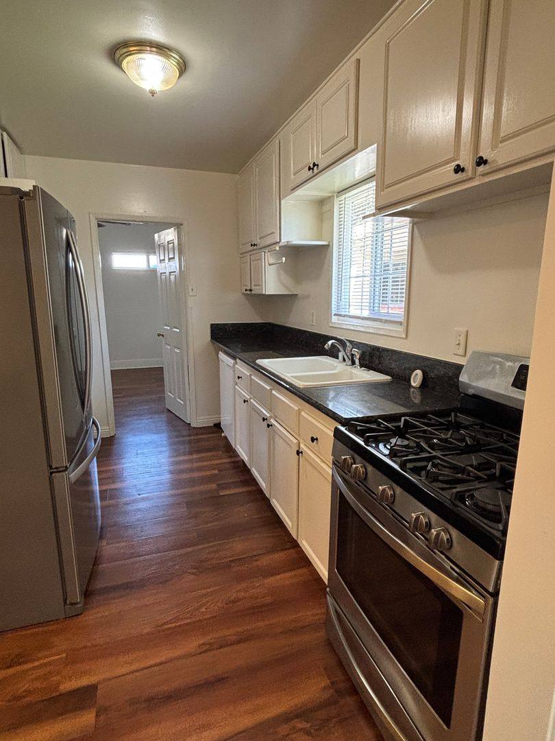 House for rent at 432 W 19th St, San Pedro, CA 90731
