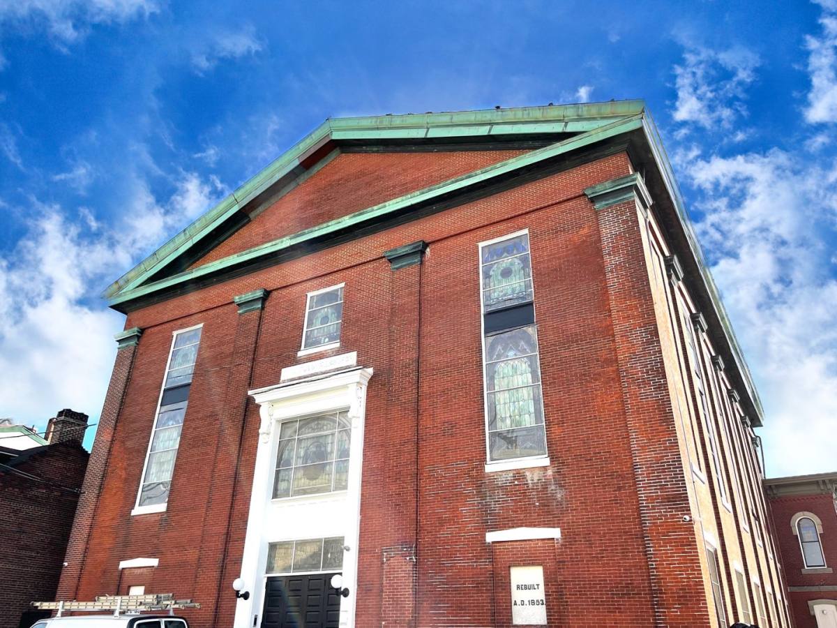 Apartment for rent at 300 Richmond St, Philadelphia, PA 19125