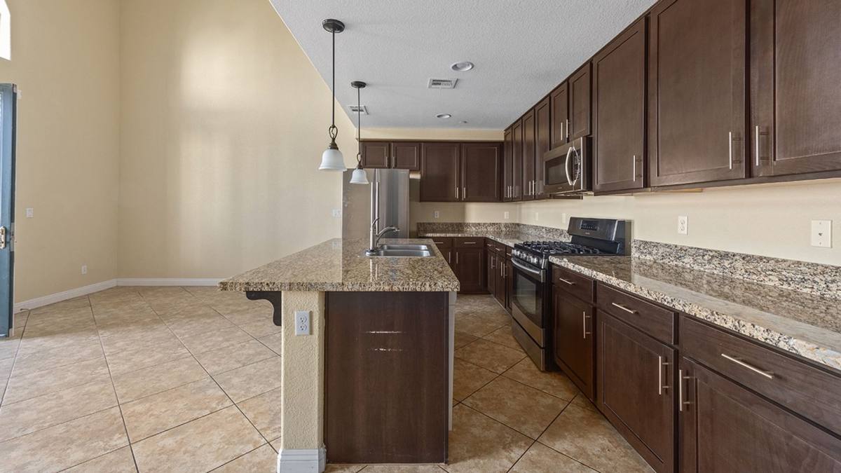 Apartment for rent at 7575 Norman Rockwell Lane, Las Vegas, NV 89143