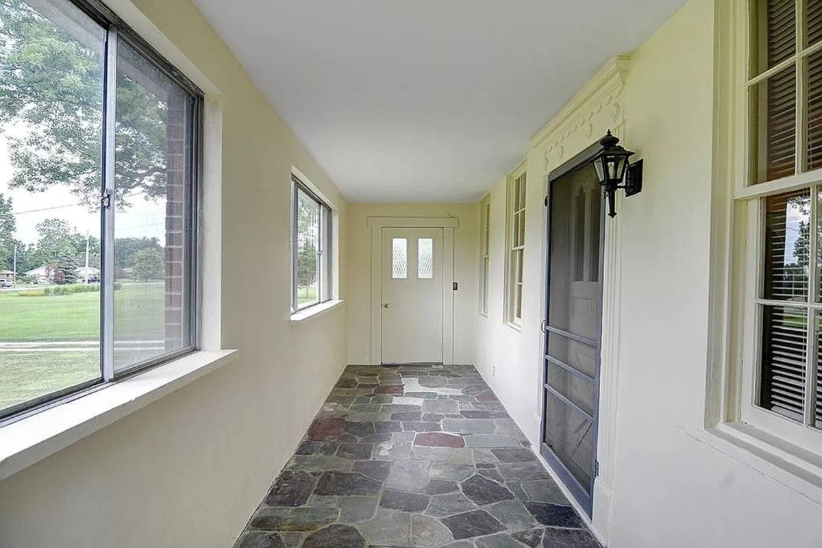 Apartment for rent at 9556 Kenrick Rd, Dayton, OH 45459