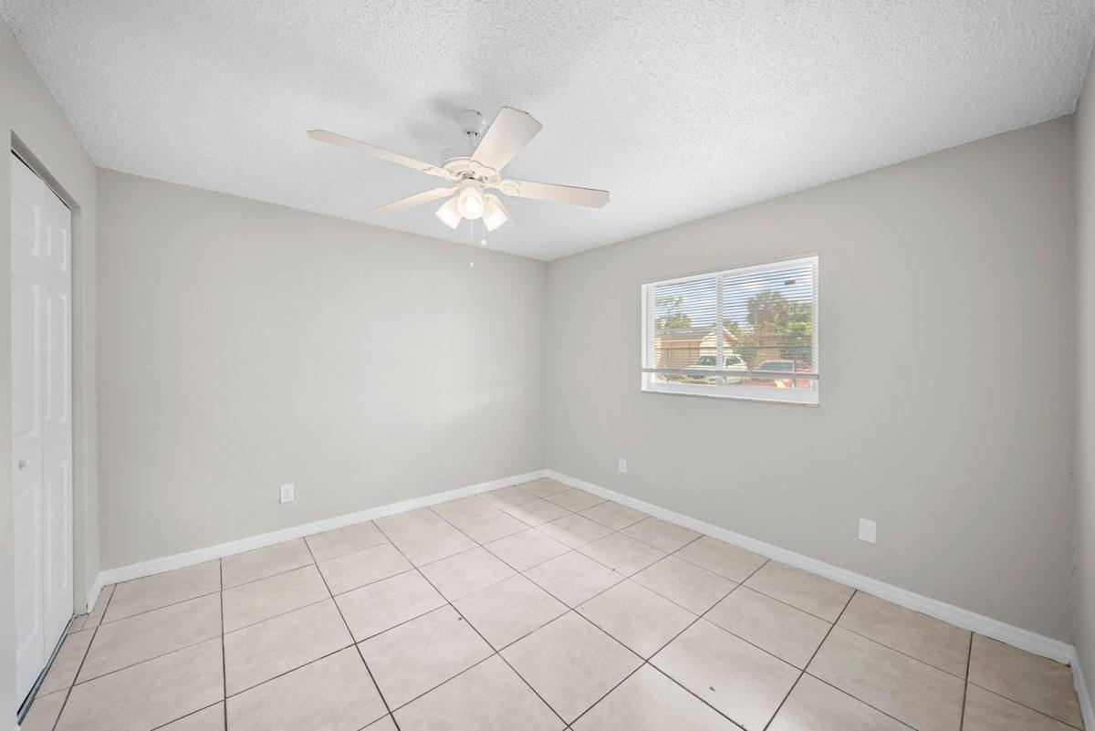 Apartment for rent at 5537-5539 10th Ave, Fort Myers, FL 33907