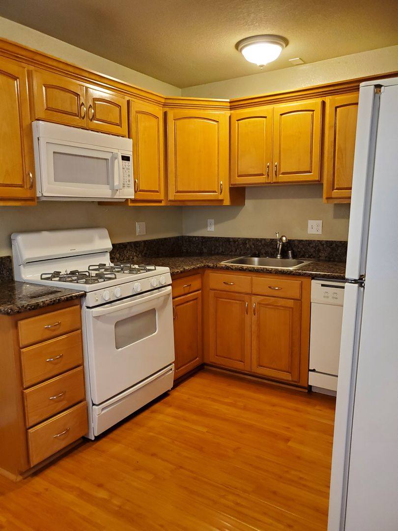 House for rent at 516 K St, Davis, CA 95616