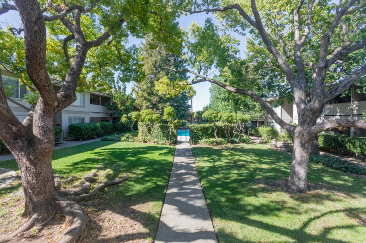 Apartment for rent at 110 Oak Rim Court, Los Gatos, CA 95032