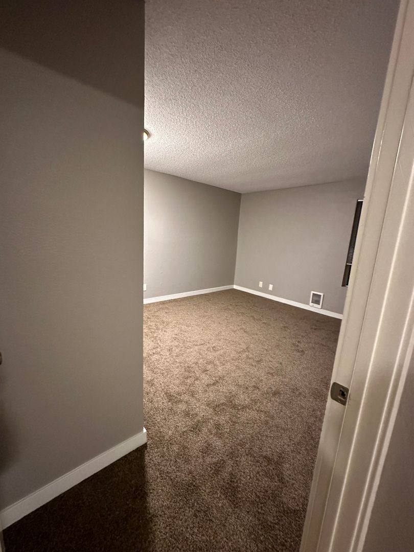 Apartment for rent at 13437 Greenwood Ave N, Seattle, WA 98133