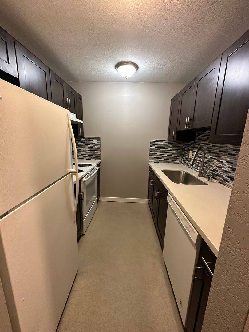 Apartment for rent at 13437 Greenwood Ave N, Seattle, WA 98133