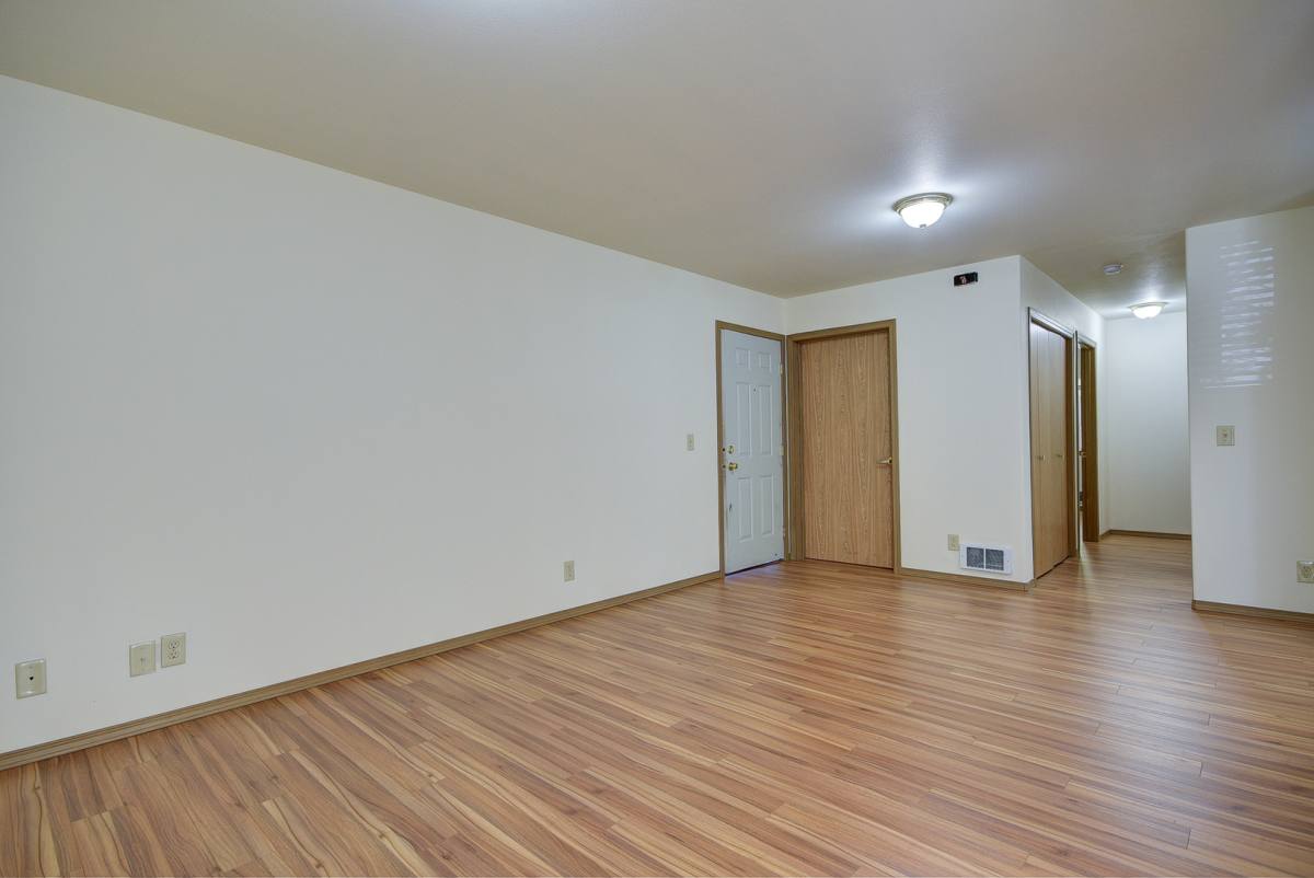 Condo for rent at 1661 NE 16th Ave, Oak Harbor, WA 98277