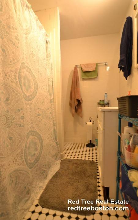 Apartment for rent at 316 Saint Paul St #3, Brookline, MA 02446