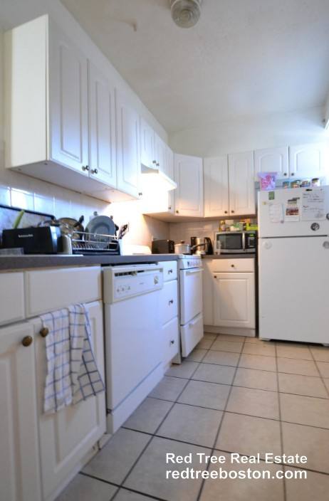 Apartment for rent at 316 Saint Paul St #3, Brookline, MA 02446