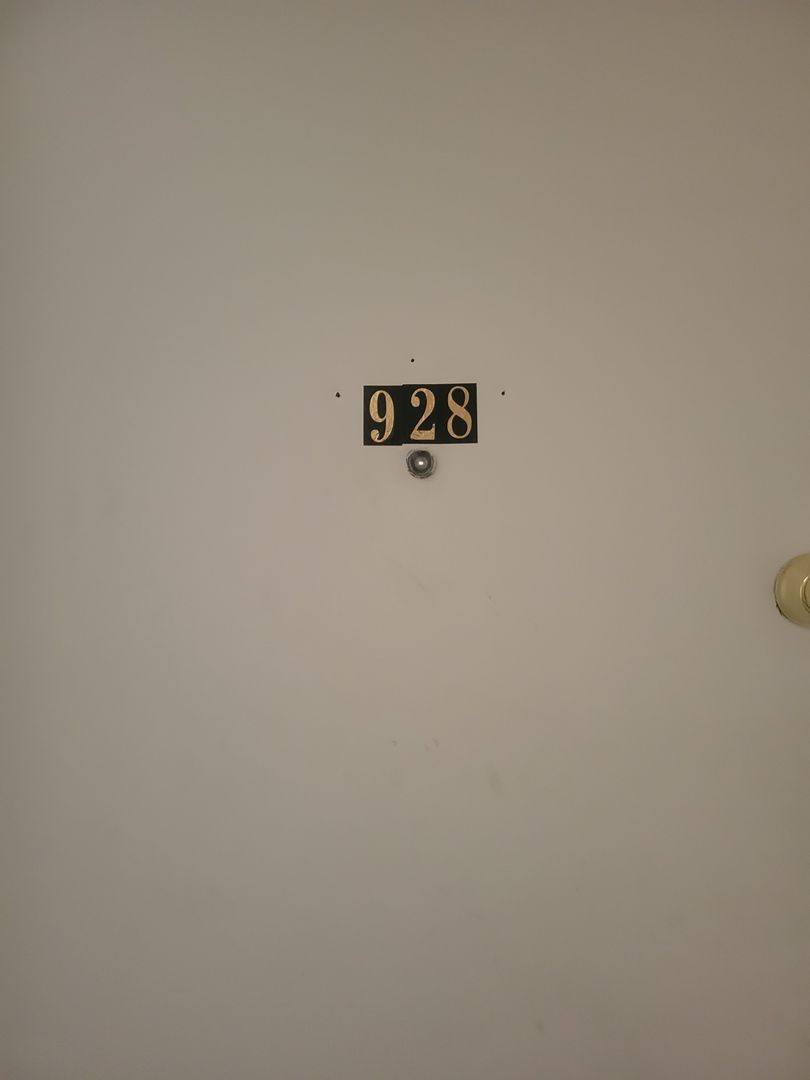 Apartment for rent at 924 W 5th St, Anderson, IN 46016