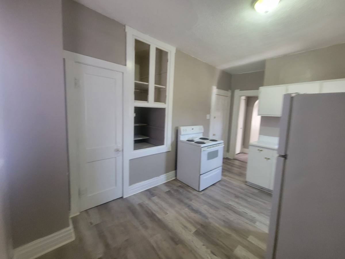 Apartment for rent at 924 W 5th St, Anderson, IN 46016
