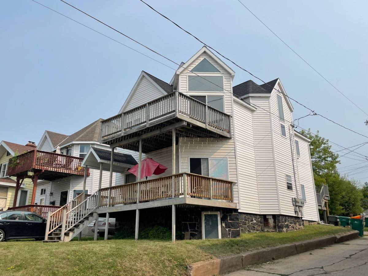 Townhouse for rent at 416 N 15th Ave E, Duluth, MN 55812
